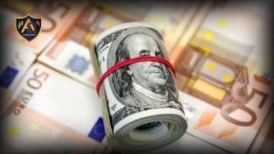 الدولار يكافح لاستعادة توازنه بعد هدنة الشرق الأوسط.. واليورو عند ذروة 4 سنوات
